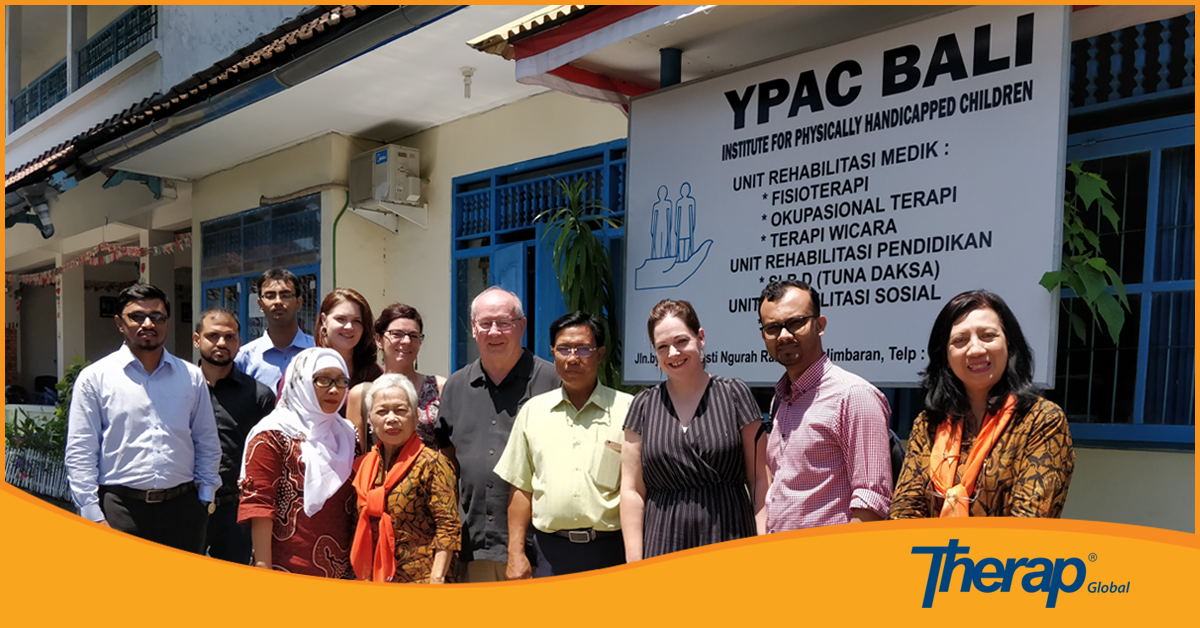 Therap team and YPAC Bali teachers taking a group picture